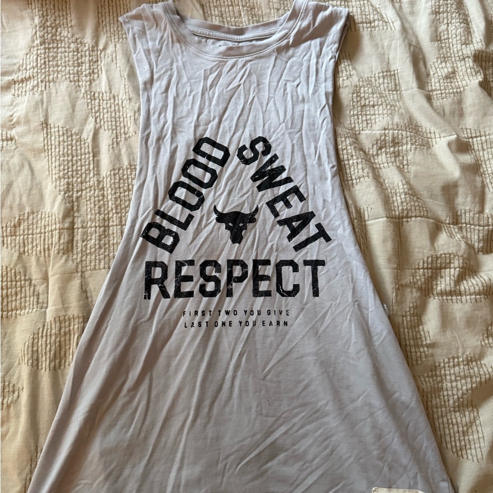 Under Armour Gray Graphic Tank Top